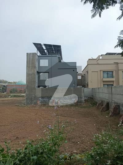 اتحاد ٹاؤن فیز ١ اتحاد ٹاؤن,رائیونڈ روڈ,لاہور میں 1 کنال رہائشی پلاٹ 5.5 کروڑ میں برائے فروخت۔