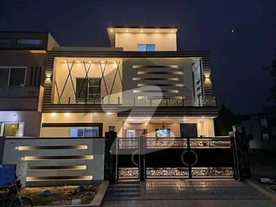 BRAND NEW HOUSE AVAILABLE FOR SALE