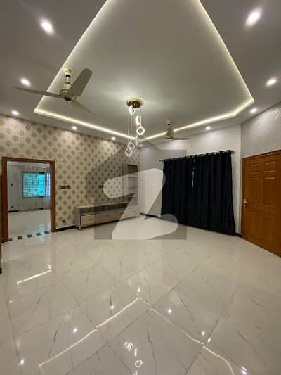 Brand New 10 Marla Upper Portion