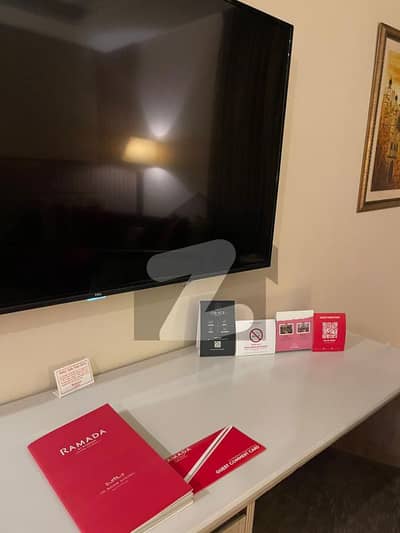 پرل ون ٹاور بحریہ ٹاؤن اقبال بلاک,بحریہ ٹاؤن سیکٹر ای,بحریہ ٹاؤن,لاہور میں 1 کمرے کا 3 مرلہ فلیٹ 55.0 لاکھ میں برائے فروخت۔