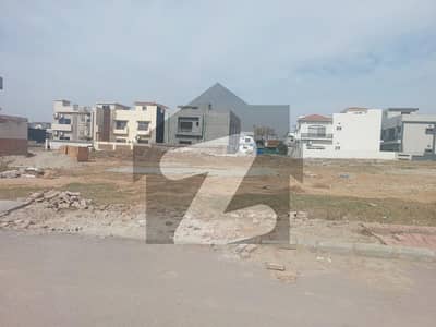 10 Marla Prime Plots on Installments | Central C Block | Ownership on Down Payment | Bahria Town Phase 8