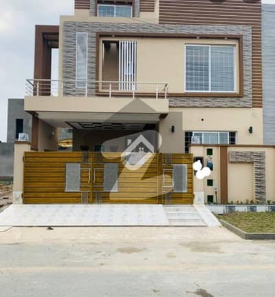 10 Marla brand new double story house for sale