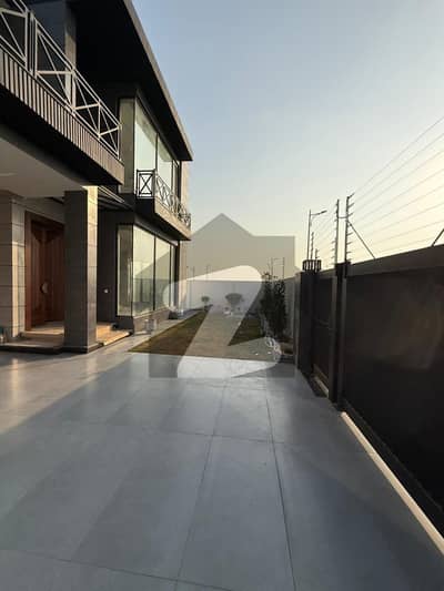 1 Kanal Modern house with 18 KVA Solar