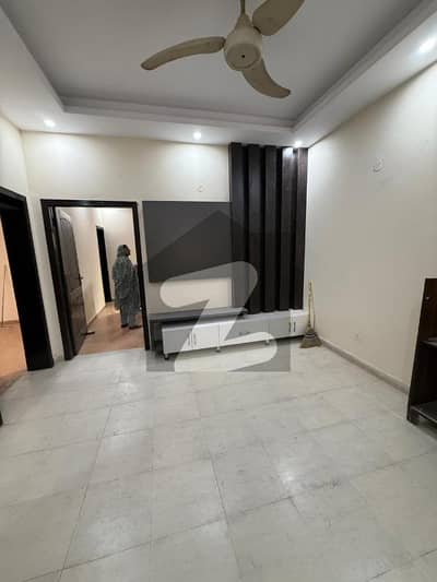 House for rent in Johar Town Lahore