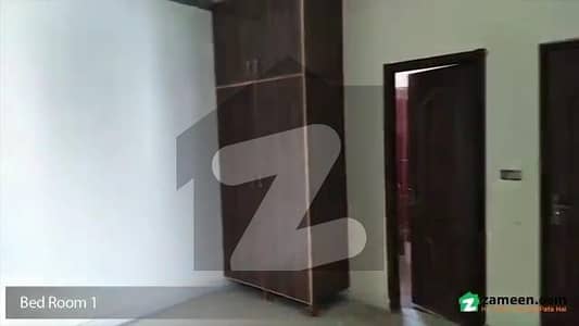 خیابان امین - بلاک آر خیابانِ امین,لاہور میں 2 کمروں کا 5 مرلہ فلیٹ 38.0 لاکھ میں برائے فروخت۔