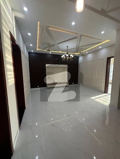 بحریہ انکلیو بحریہ ٹاؤن,اسلام آباد میں 3 کمروں کا 10 مرلہ زیریں پورشن 75.0 ہزار میں کرایہ پر دستیاب ہے۔