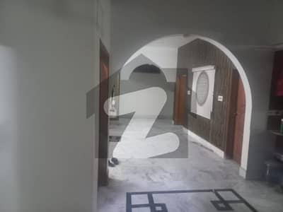 گلستانِ جوہر کراچی میں 6 کمروں کا 16 مرلہ مکان 8.95 کروڑ میں برائے فروخت۔