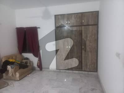 Bungalow Available For Sale 400 Yd Vip Block 2 Gulistan E Jauhar Proper 2 Unit