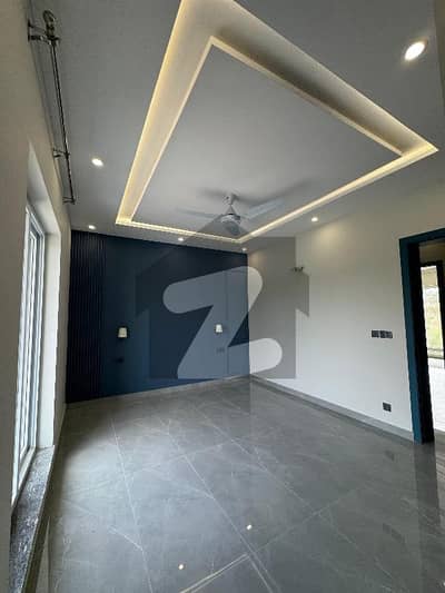 10 Marla Ground Portion Available For Rent 10 Marla Ground Portion Available For Rent