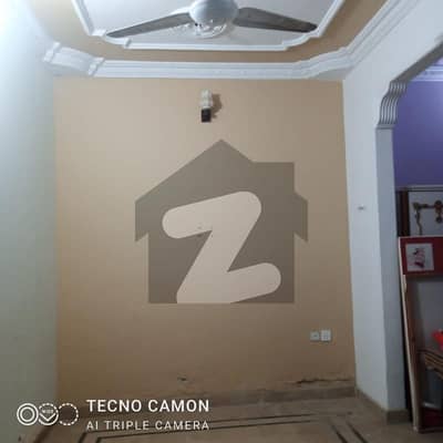 گلستانِِ جوہر ۔ بلاک 12 گلستانِ جوہر,کراچی میں 1 کمرے کا 2 مرلہ زیریں پورشن 27.0 ہزار میں کرایہ پر دستیاب ہے۔