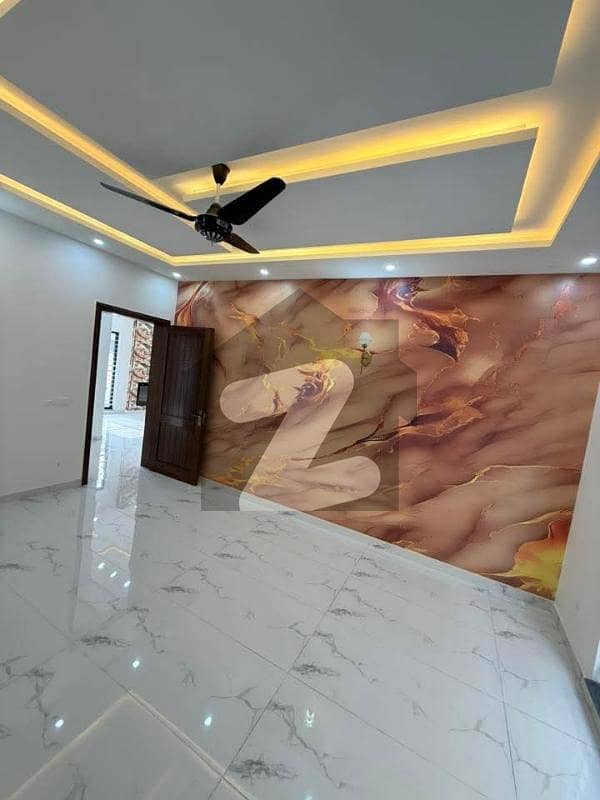 10 MARLA TILES FLOORING LIKE BRAND NEW FULL HOUSE AVAILABLE FOR RENT NEAR TO MCDONALD'S 10 MARLA TILES FLOORING LIKE BRAND NEW FULL HOUSE AVAILABLE FOR RENT NEAR TO MCDONALD'S