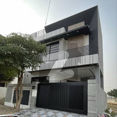 5 Marla Brand New Modern House
