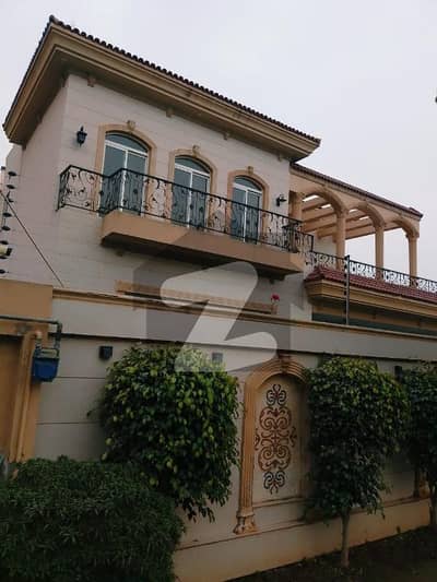 1 Kanal Spanish style Full House available for Rent - Q Phase 7 DHA Lahore 1 Kanal Spanish style Full House available for Rent - Q Phase 7 DHA Lahore