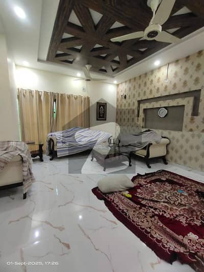 ویلینشیاء ہاؤسنگ سوسائٹی لاہور میں 6 کمروں کا 1 کنال مکان 7.25 کروڑ میں برائے فروخت۔