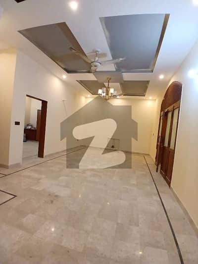 10 MARLA LOWER RENOVATED PORTION WITH GARAGE FOR RENT IN JOHAR TOWN LAHORE