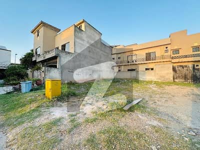 بحریہ ٹاؤن فیز 8 ۔ رفیع بلاک بحریہ ٹاؤن فیز 8,بحریہ ٹاؤن راولپنڈی,راولپنڈی میں 5 مرلہ رہائشی پلاٹ 95.0 لاکھ میں برائے فروخت۔