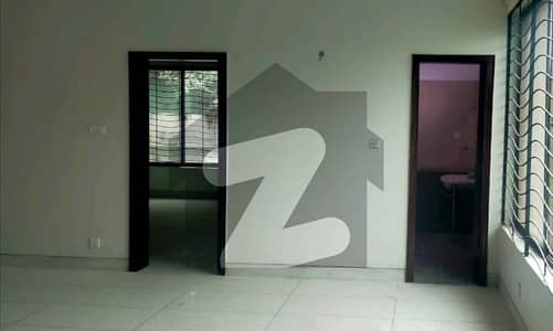 Ideal 12 Marla House Has Landed On Market In Model Town, Model Town