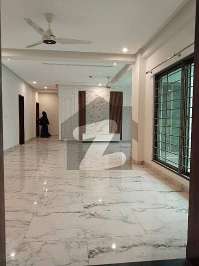 Brand New Apartment For Sale In Askari 10 Lahore