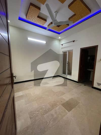 افشاں کالونی راولپنڈی میں 2 کمروں کا 5 مرلہ زیریں پورشن 50.0 ہزار میں کرایہ پر دستیاب ہے۔