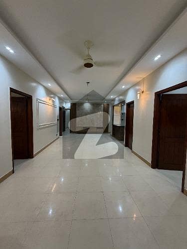 Spacious 1836 Sq. Ft. Apartment Prime Location