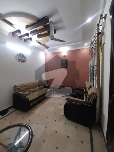 شلے ویلی راولپنڈی میں 2 کمروں کا 4 مرلہ زیریں پورشن 25.0 ہزار میں کرایہ پر دستیاب ہے۔