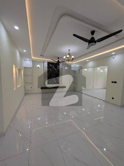 GULBERG RESIDENCIA 10 Marla HOUSE
