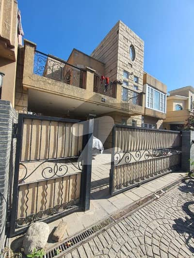 1 Kanal Ground Portion Available For Rent in E-11/4 Islamabad.