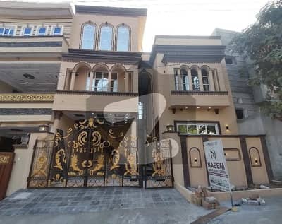 Prime Location Punjab Government Servant Housing Foundation (PGSHF) House Sized 7 Marla For sale