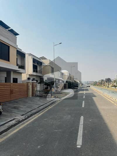 عسکری 10 عسکری,لاہور میں 5 کمروں کا 15 مرلہ مکان 2.75 لاکھ میں کرایہ پر دستیاب ہے۔