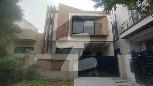 لیک سٹی میڈوز فیز ۱ ۔ بلاک اے ایکسٹینشن لیک سٹی میڈوز فیز 1,لیک سٹی میڈوز,لاہور میں 3 کمروں کا 5 مرلہ مکان 2.6 کروڑ میں برائے فروخت۔ لیک سٹی میڈوز فیز ۱ ۔ بلاک اے ایکسٹینشن لیک سٹی میڈوز فیز 1,لیک سٹی میڈوز,لاہور میں 3 کمروں کا 5 مرلہ مکان 2.6 کروڑ میں برائے فروخت۔