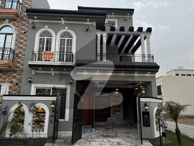 5.5 Marla Beautiful Corner House For Sale