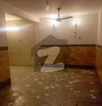 I-10 Lower Portion Sized 6 Marla For rent