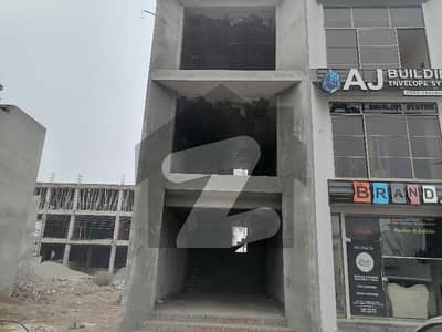 بش ایگزیکٹو ولاز ملتان میں 2 مرلہ دکان 3.0 کروڑ میں برائے فروخت۔