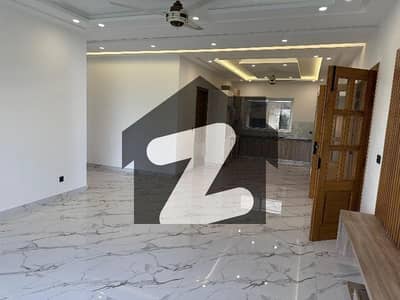 4500 Square Feet House For sale In Beautiful D-12