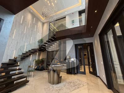 ڈی ایچ اے فیز 7 ڈیفنس (ڈی ایچ اے),لاہور میں 5 کمروں کا 1 کنال مکان 6.95 کروڑ میں برائے فروخت۔ ڈی ایچ اے فیز 7 ڈیفنس (ڈی ایچ اے),لاہور میں 5 کمروں کا 1 کنال مکان 6.95 کروڑ میں برائے فروخت۔