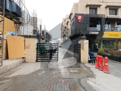 Prime 3-Kanal Plot For Sale On Main Boulevard, Gulberg