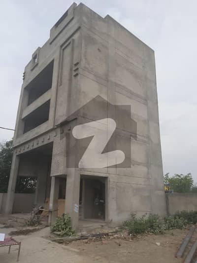 ائیرپورٹ روڈ لاہور میں 4 مرلہ عمارت 7.5 کروڑ میں برائے فروخت۔