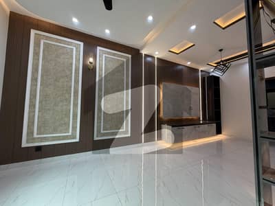 Brand New Modern House With Gas