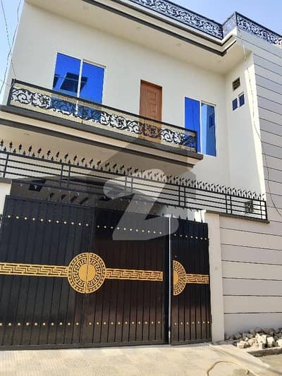 A 4 Marla double story Newly Constructed Solid Butiful house for sale in Shalimar colony Multan
