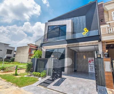 5.85 MARLA CORNER TOP LOCATION VERY CHEAP PRICE FOR SALE IN DHA PHASE 9 TOWN BLOCK B.