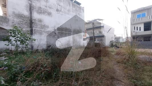 آئی ۔ 14/2 آئی ۔ 14,اسلام آباد میں 5 مرلہ رہائشی پلاٹ 1.25 کروڑ میں برائے فروخت۔