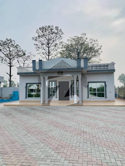 4 Kanal Luxury Farm House For Sale On Bedian Road