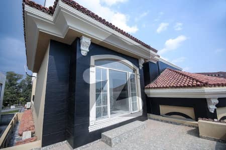 Spanish Layout 1 Kanal Uper Portion Available for Rent