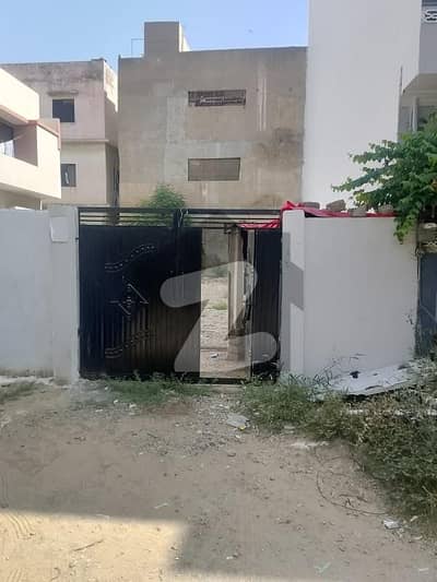 گلستانِِ جوہر ۔ بلاک 13 گلستانِ جوہر,کراچی میں 10 مرلہ رہائشی پلاٹ 2.4 کروڑ میں برائے فروخت۔