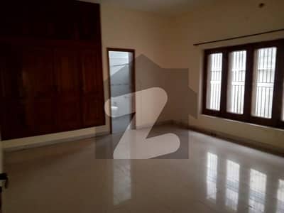 Ideal House In F-10 Available For Rs. 500000 Ideal House In F-10 Available For Rs. 500000