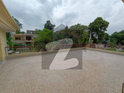 F-6 04 Bedroom COMPACT House With Beautiful Garden