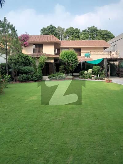 2 Kanal House Available For Family & Lush Green Lawn