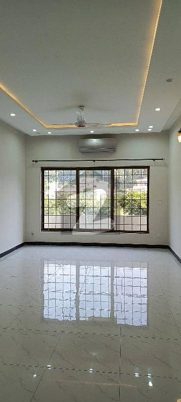 2 Bedrooms Brand New Upper Portion For Rent