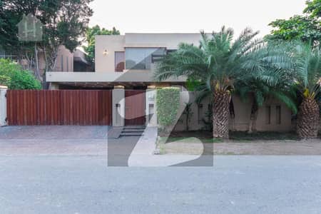 One Kanal Modern Design Bungalow For Sale At Prime Location Of DHA Lahore Near To Park Masjid & Commercial Market.