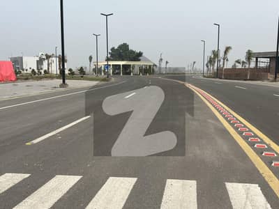 کینال ایکسپریس فیصل آباد میں 1 کنال رہائشی پلاٹ 2.55 کروڑ میں برائے فروخت۔